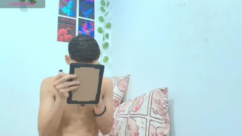 liam_honey18 online show from July 2026 12:09:01 PM