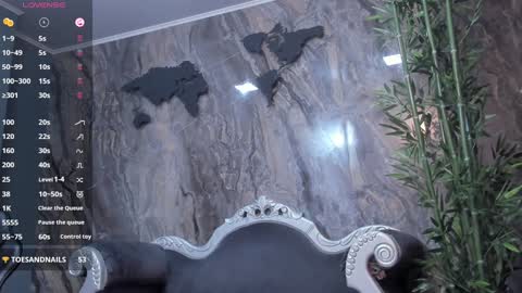 LIAM KLEIN online show from December 2024 02:21:01 PM