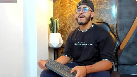 LIAM KLEIN online show from September 2025 11:12:02 AM