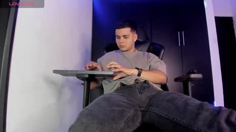 Liam online show from March 2026 08:19:01 AM