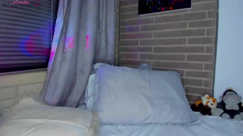 liam online show from April 2026 03:42:01 AM