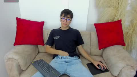 LIAM online show from March 2025 08:25:01 PM