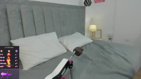 LIAM online show from April 2026 09:04:01 PM