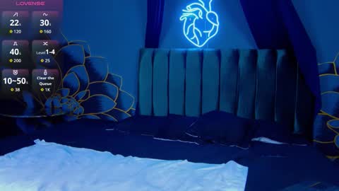 Liam online show from December 2025 12:32:02 PM