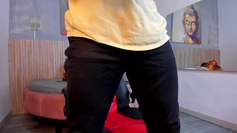 Snapshot of liam_walk chatting on January 2025 12:11:01 AM Liam online show from January 2025 12:11:01 AM