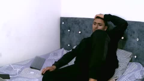 Liamandcloe01 online show from March 2025 02:12:01 PM