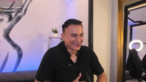 LiamDeep online show from December 2025 08:38:01 PM