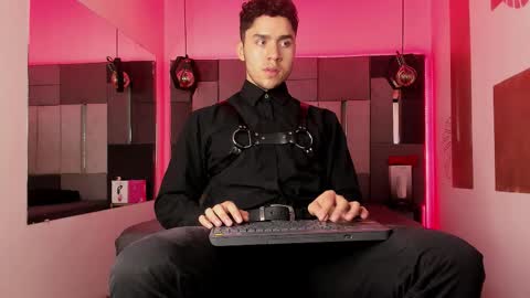 Liam online show from February 2026 12:37:01 PM