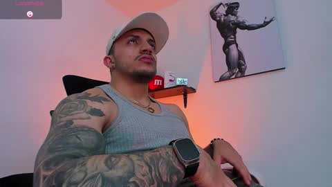 Snapshot of liamreigns_ chatting on September 2025 11:33:02 AM liam online show from September 2025 11:33:02 AM