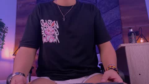 Snapshot of liamthunder05_ chatting on November 2025 03:18:02 AM Liam Thunder online show from November 2025 03:18:02 AM