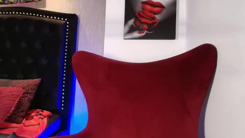 liam online show from October 2025 05:08:02 AM