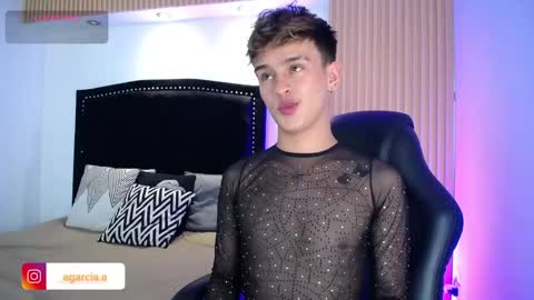 liam online show from April 2026 04:41:01 AM