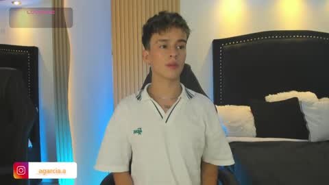 Snapshot of liamwild20 chatting on June 2026 04:26:02 AM liam online show from June 2026 04:26:02 AM