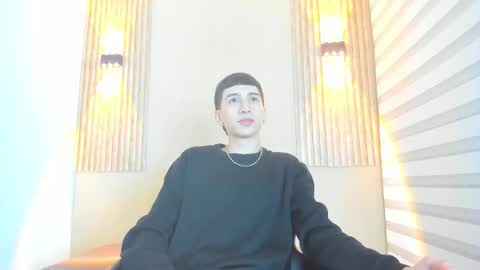 lian_cameron online show from February 2026 03:43:02 AM