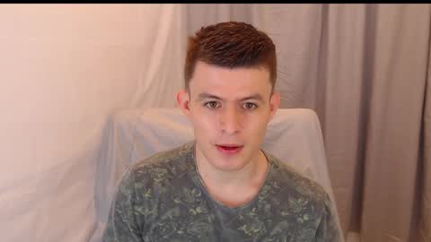 lian_eathan online show from December 2025 03:21:01 PM