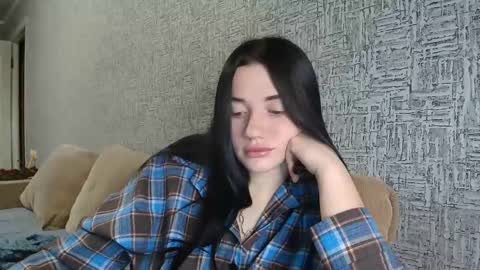 liana_diva online show from January 2026 06:53:01 PM