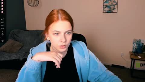 Little Liana  online show from December 2024 07:21:01 PM