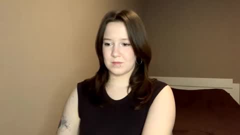 Sofia online show from April 2026 04:23:01 PM