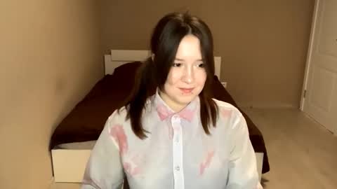 Sofia online show from April 2026 04:10:02 PM