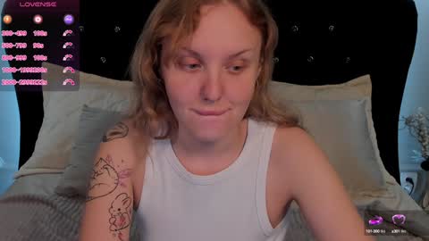 Snapshot of lianafleen chatting on January 2025 09:25:01 PM your sweet Liana online show from January 2025 09:25:01 PM