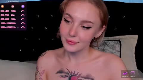 Snapshot of lianafleen chatting on February 2025 02:15:02 AM your sweet Liana online show from February 2025 02:15:02 AM