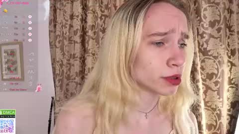 Snapshot of liane_bennet chatting on June 2026 08:08:01 AM Sofia online show from June 2026 08:08:01 AM