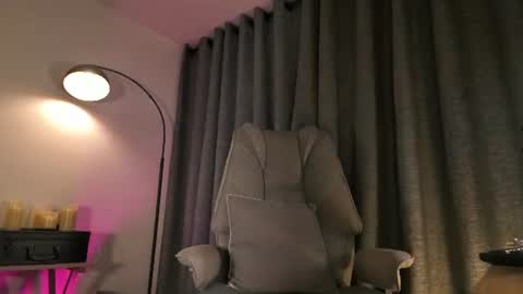 Snapshot of lianewhite chatting on June 2026 02:03:02 AM lianewhite online show from June 2026 02:03:02 AM