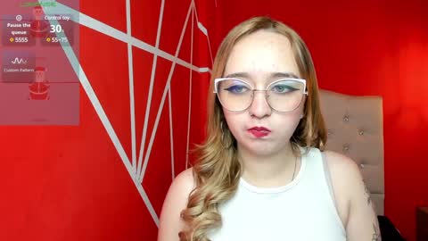 Snapshot of liaroberts1 chatting on December 2024 12:27:02 PM Lia Roberts online show from December 2024 12:27:02 PM