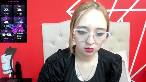 Snapshot of liaroberts1 chatting on December 2024 12:05:02 PM Lia Roberts online show from December 2024 12:05:02 PM