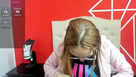 Snapshot of liaroberts1 chatting on December 2024 12:09:02 PM Lia Roberts online show from December 2024 12:09:02 PM