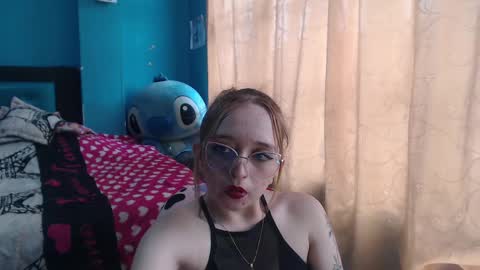 Snapshot of liaroberts1 chatting on February 2025 06:44:01 PM Lia Roberts online show from February 2025 06:44:01 PM
