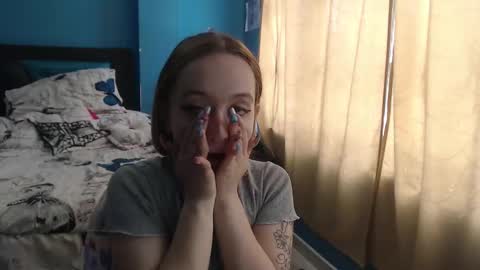 Snapshot of liaroberts1 chatting on February 2025 05:53:01 PM Lia Roberts online show from February 2025 05:53:01 PM