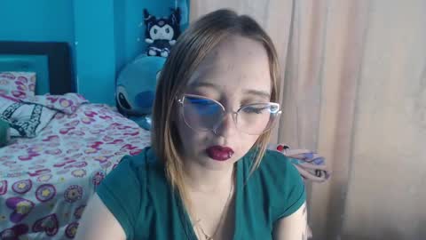 Snapshot of liaroberts1 chatting on March 2025 11:51:01 AM Lia Roberts online show from March 2025 11:51:01 AM