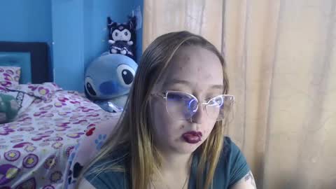 Snapshot of liaroberts1 chatting on March 2025 06:50:01 PM Lia Roberts online show from March 2025 06:50:01 PM