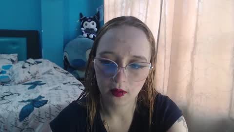 Snapshot of liaroberts1 chatting on March 2025 12:04:02 PM Lia Roberts online show from March 2025 12:04:02 PM