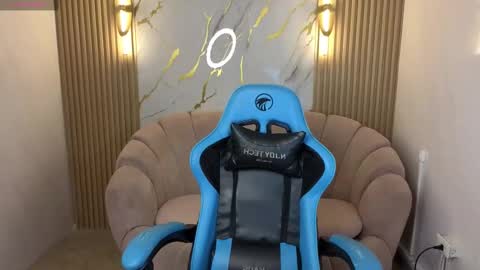 Dani online show from October 2025 03:14:02 AM