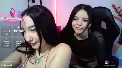 Snapshot of liavixen chatting on October 2025 08:19:01 PM Lia and Thiara online show from October 2025 08:19:01 PM