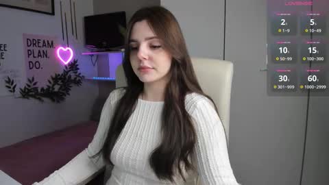 Lia online show from October 2025 06:48:01 AM