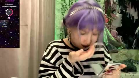 Lola online show from September 2025 07:16:01 PM