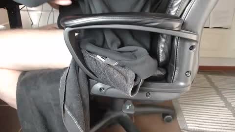 lickerxx46 online show from April 2026 02:19:01 PM