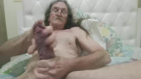 lickittostickit online show from January 2025 09:13:01 AM