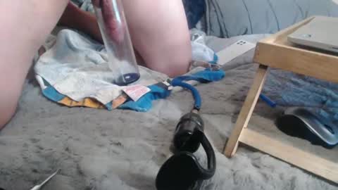 lickurlipz1 online show from January 2025 06:39:01 PM