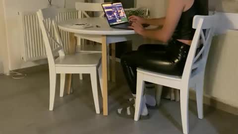 SofieXxxDoll online show from October 2025 07:58:02 PM