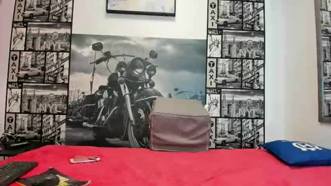 light_haze online show from November 2025 03:34:02 PM