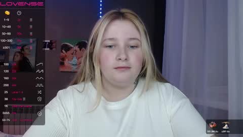 light_lunaa online show from November 2025 10:59:02 AM