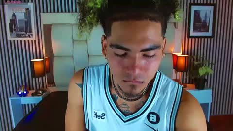 Lihan online show from November 2025 01:17:02 PM