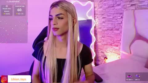 LIHIAN online show from September 2025 03:43:01 AM