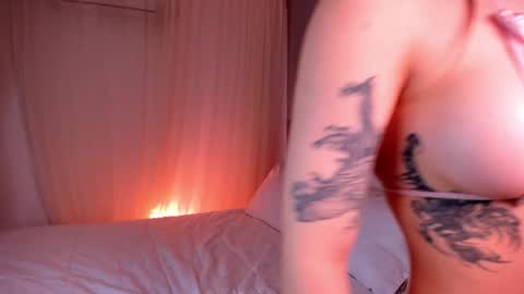 Snapshot of liia_sweett chatting on January 2025 04:54:02 PM Lia Sweet online show from January 2025 04:54:02 PM