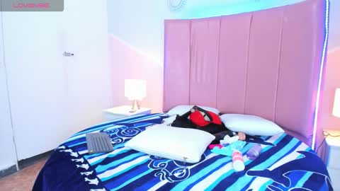 liiam_smith_ online show from November 2025 02:06:01 PM