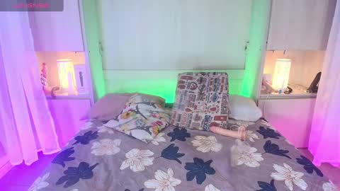         online show from February 2025 02:48:02 PM